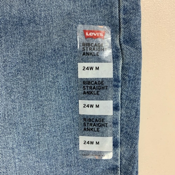 Levi’s Ribcage Straight Ankle classic wash button fly jeans Size 24W NEW - Picture 3 of 15
